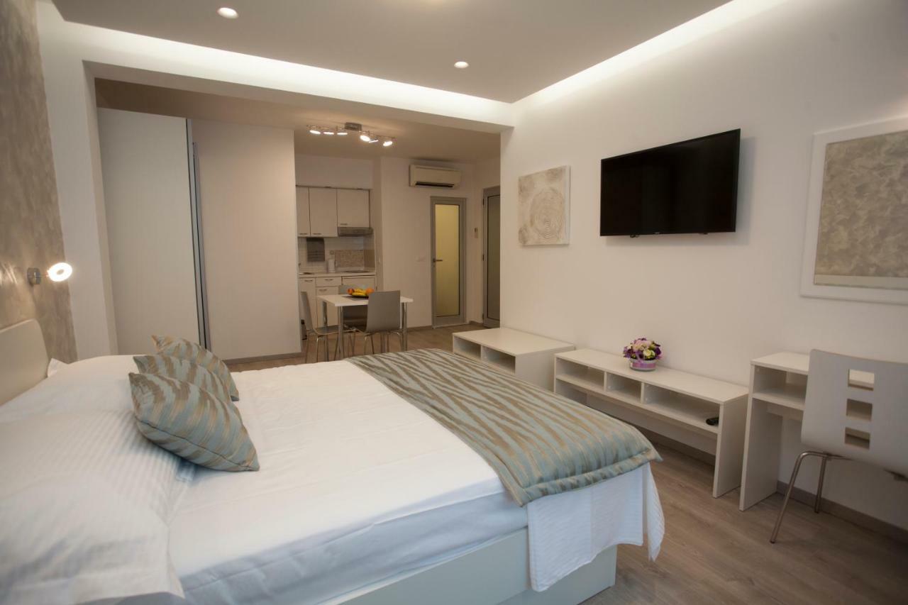 Apartments Lovret Flowers Split Kültér fotó